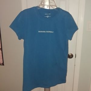 Banana republic tee shirt size L